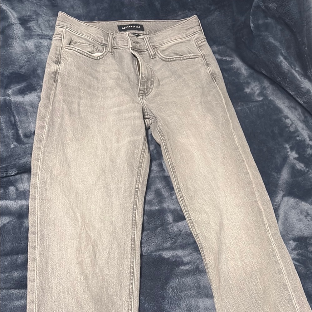 Women’s grey low rise baggy jeans